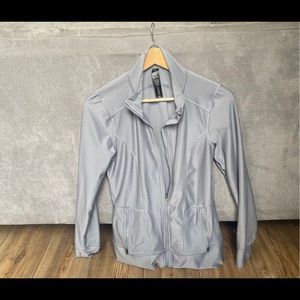 Womens RBX zip up Jacket size small like new